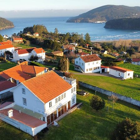 Beachfront Surf & Holiday House, Charming & Quiet Villarrube Luaran gambar