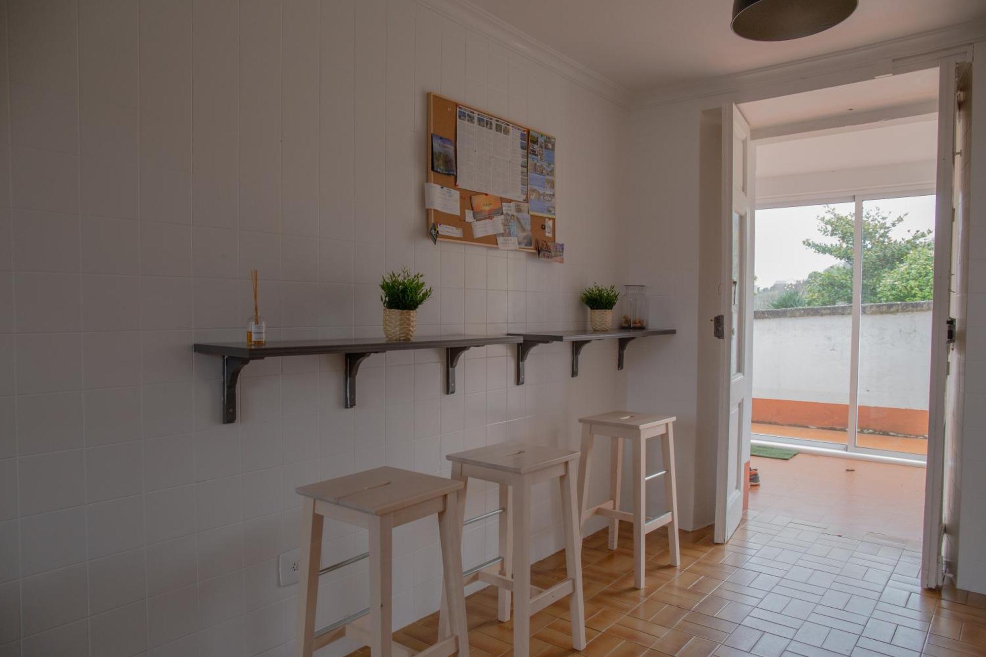 Beachfront Surf & Holiday House, Charming & Quiet Villarrube Luaran gambar